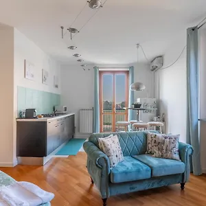 Casatella - Monolocale Con Angolo Cottura - Bagno E Balcone Appartamento